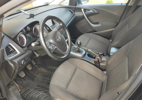 Opel Astra cena 21000 przebieg: 262336, rok produkcji 2015 z Łódź małe 56